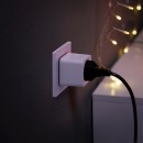 Philips Hue 8719514342347 intelligens aljzat Smart plug - Bluetooth, fehér